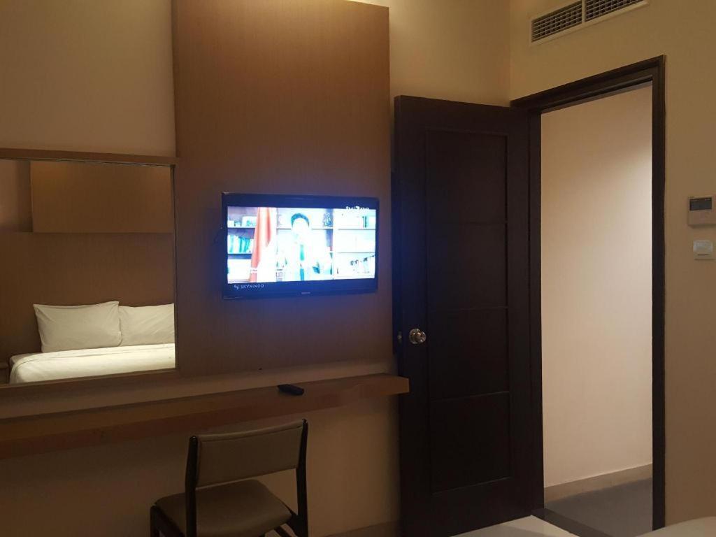 Kharisma Hotel ماديون المظهر الخارجي الصورة