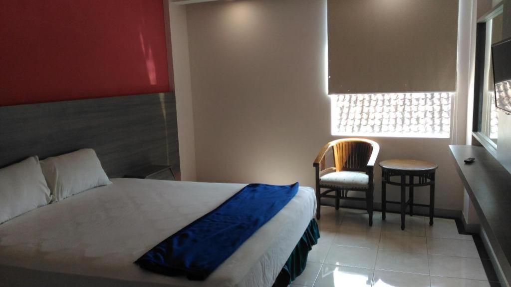 Kharisma Hotel ماديون المظهر الخارجي الصورة