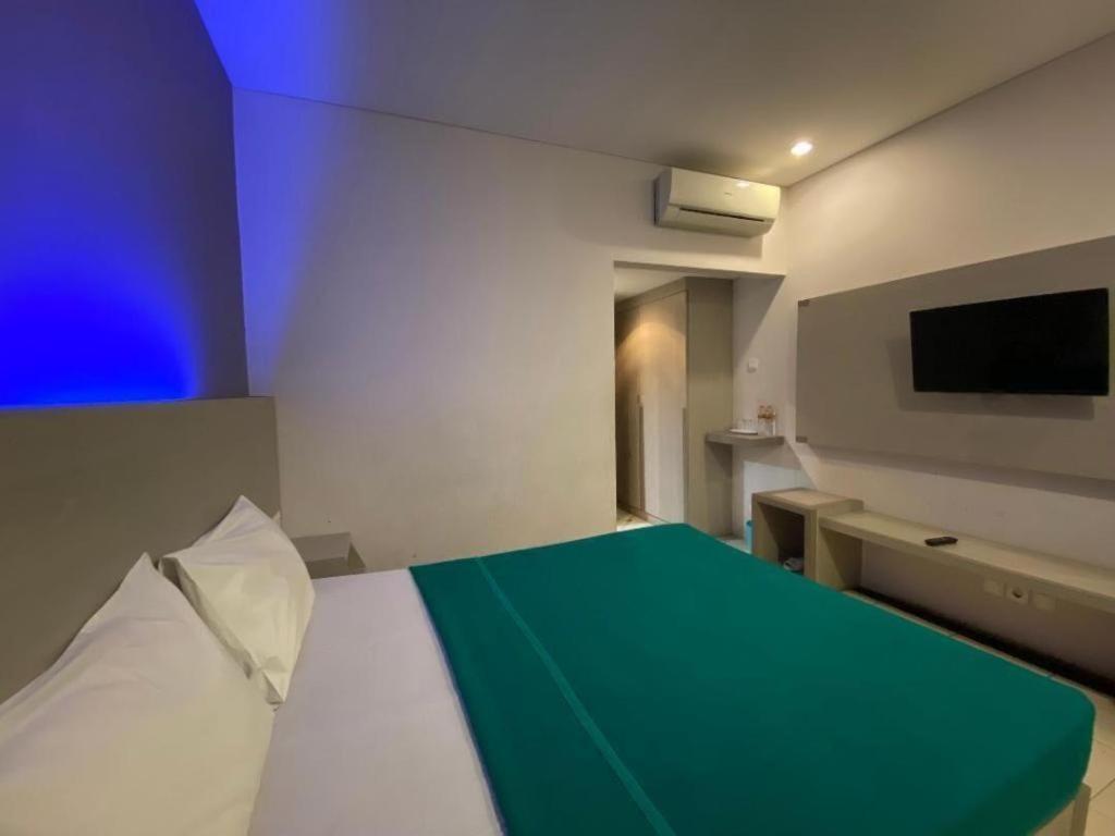 Kharisma Hotel ماديون المظهر الخارجي الصورة