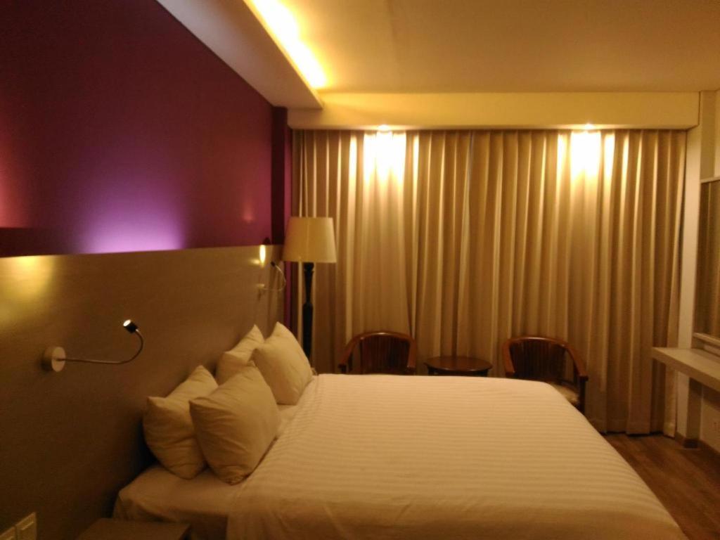 Kharisma Hotel ماديون المظهر الخارجي الصورة