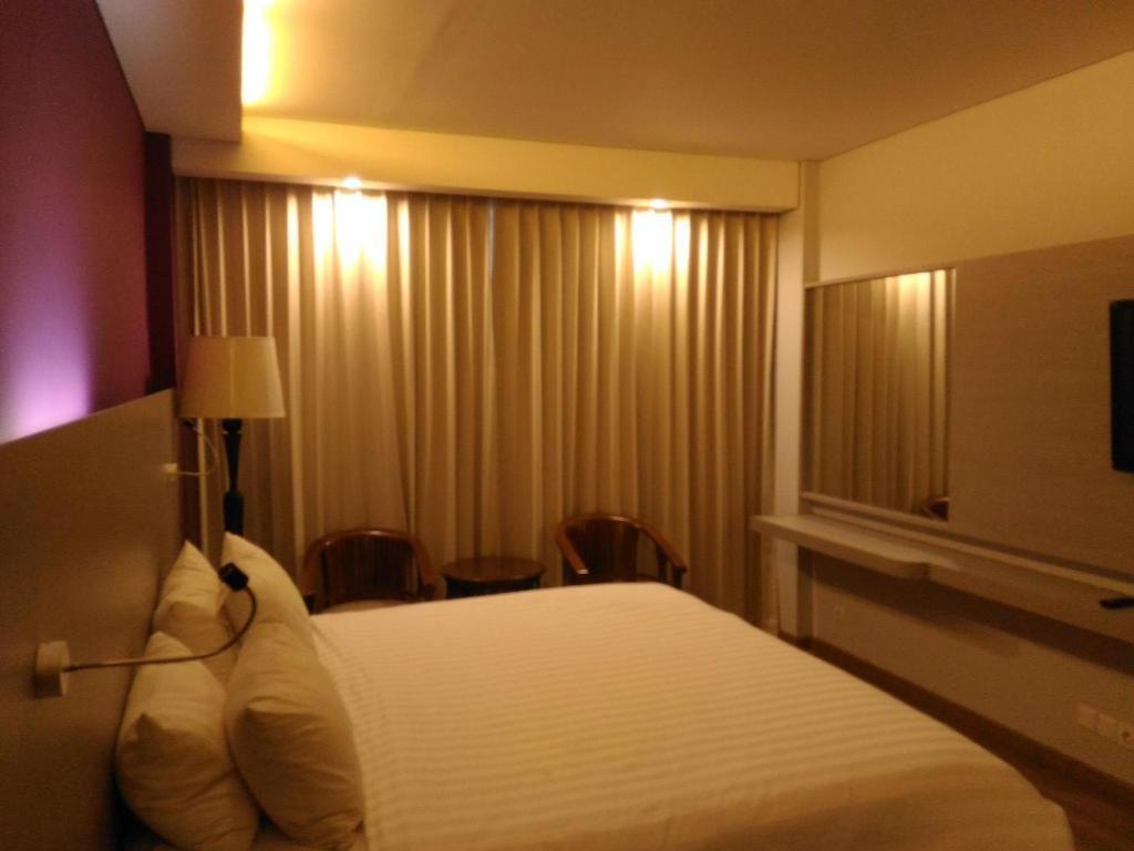 Kharisma Hotel ماديون المظهر الخارجي الصورة