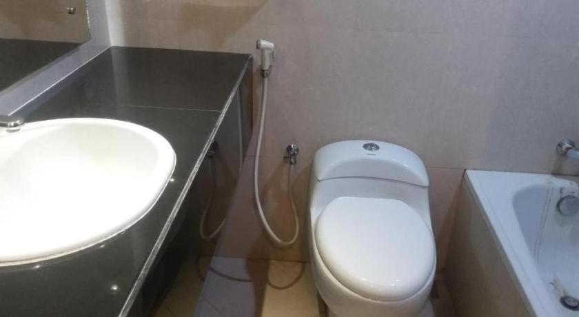 Kharisma Hotel ماديون المظهر الخارجي الصورة