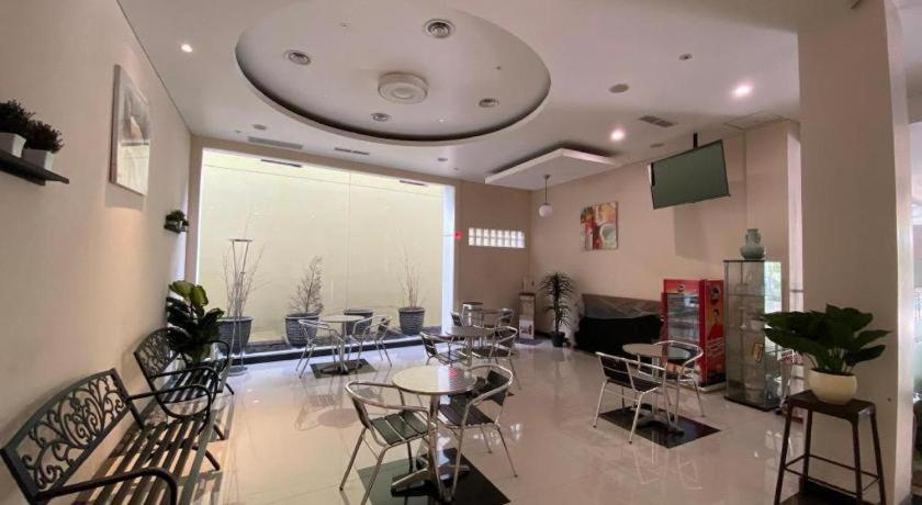 Kharisma Hotel ماديون المظهر الخارجي الصورة