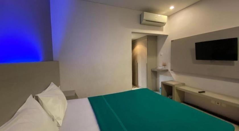 Kharisma Hotel ماديون المظهر الخارجي الصورة